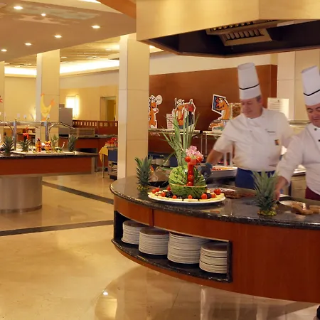 Golden Taurus Aquapark 4*