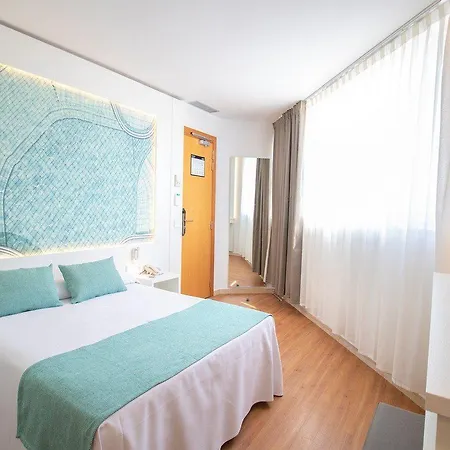 Golden Taurus Aquapark Hotel 4*