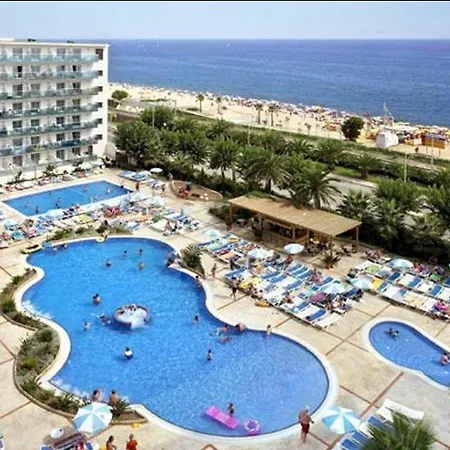 Golden Taurus Aquapark فندق 4*