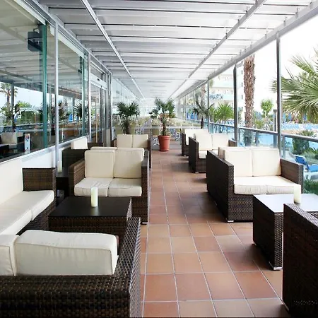Golden Taurus Aquapark فندق 4*