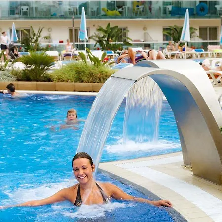 Golden Taurus Aquapark Hotel