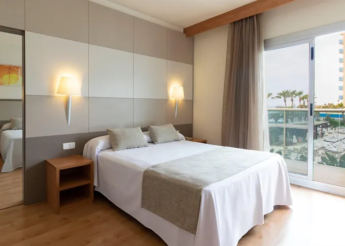 Golden Taurus Aquapark Hotel 4*