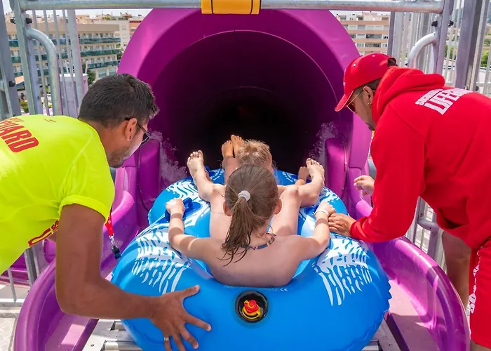 Golden Taurus Aquapark 4* Pineda de Mar