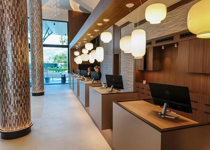 Hotel Golden Taurus Aquapark 4*