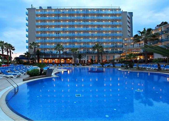 Golden Taurus Aquapark 4*