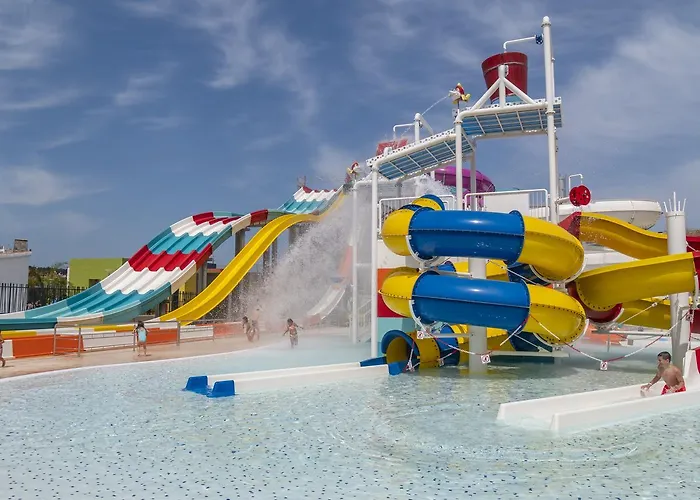 Hotel Golden Taurus Aquapark 4*