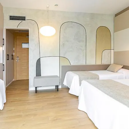酒店 Golden Taurus Aquapark 皮内达德马尔