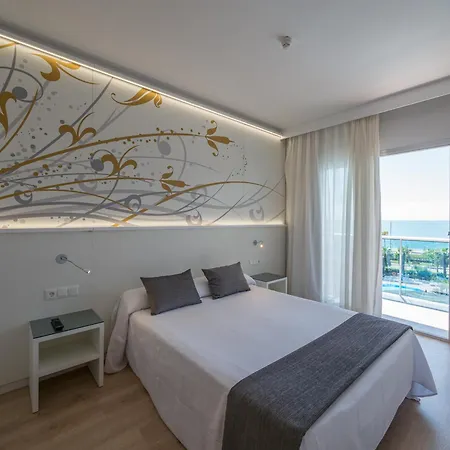 Golden Taurus Aquapark 酒店 皮内达德马尔