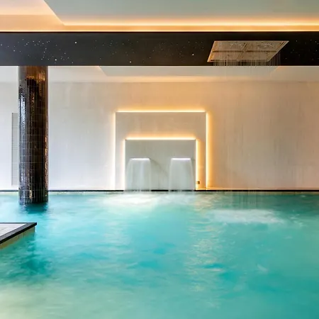 酒店 Golden Taurus Aquapark 皮内达德马尔