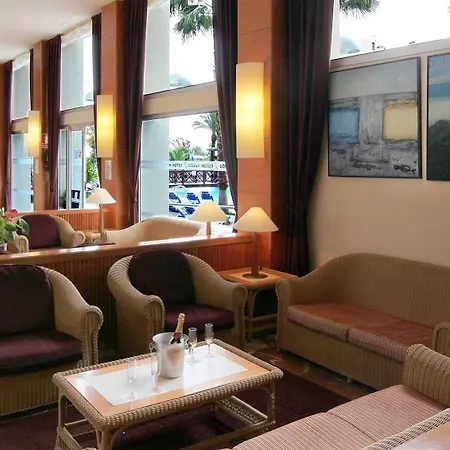 Hotel Golden Taurus Aquapark